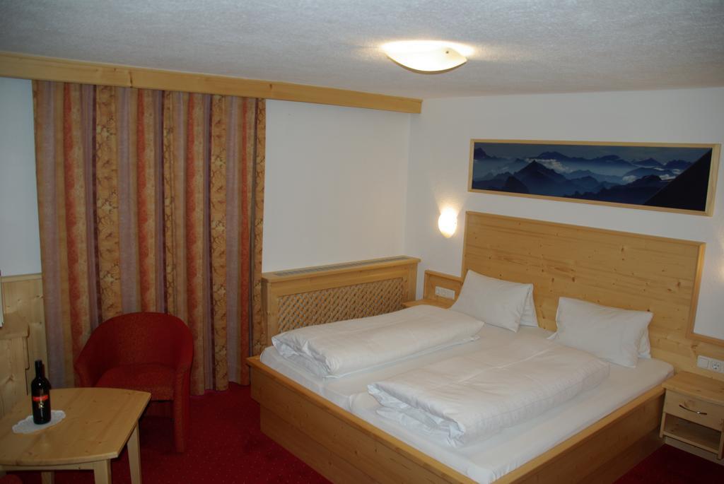 Alpenhof Pension-Garni Nauders Dış mekan fotoğraf